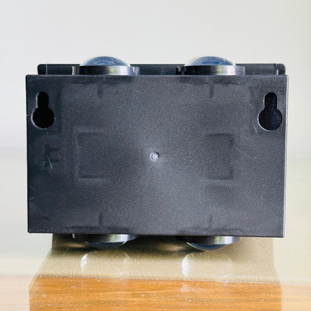 Solar Up & Down Wall Light 2x2
