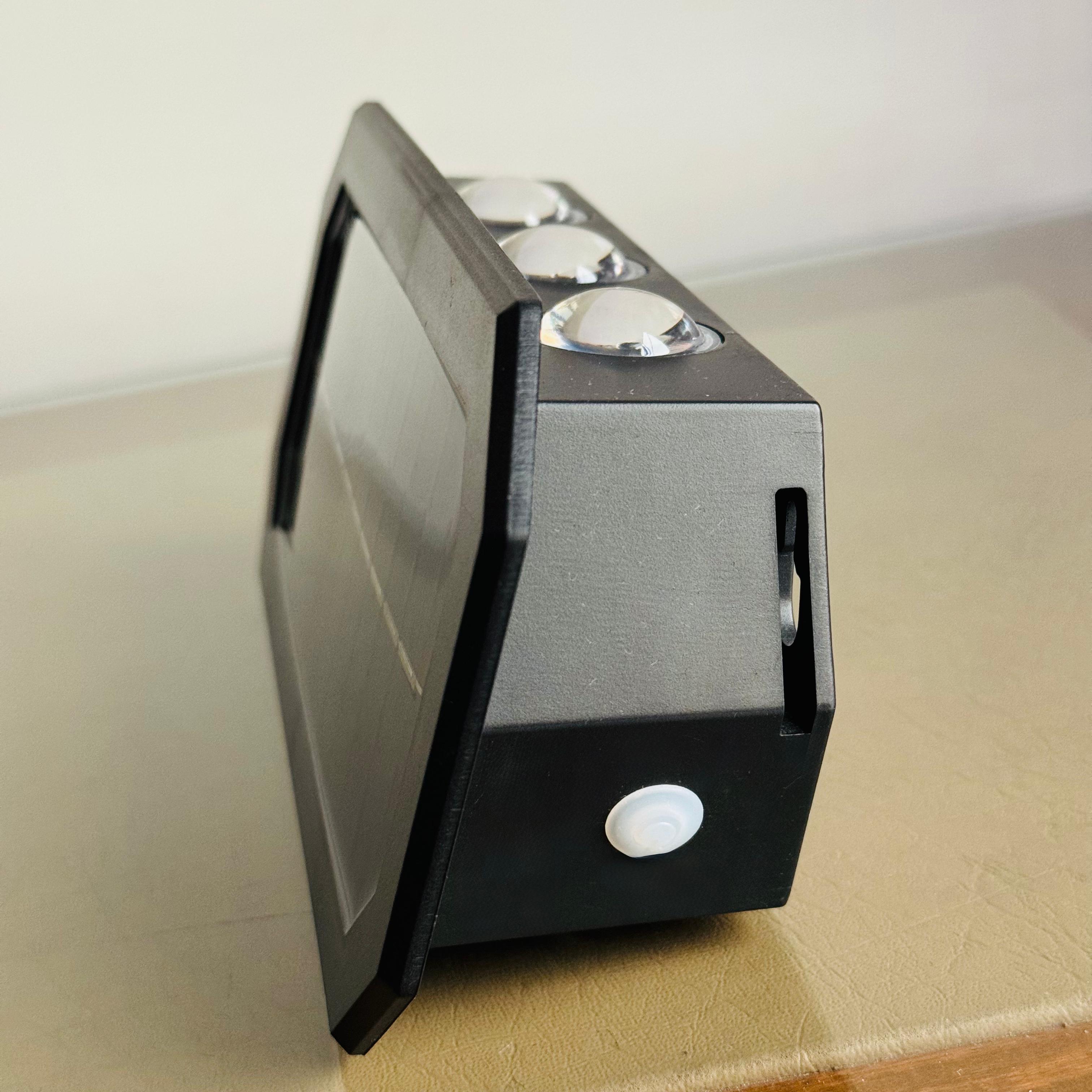 Solar Up & Down Wall Light 3x3